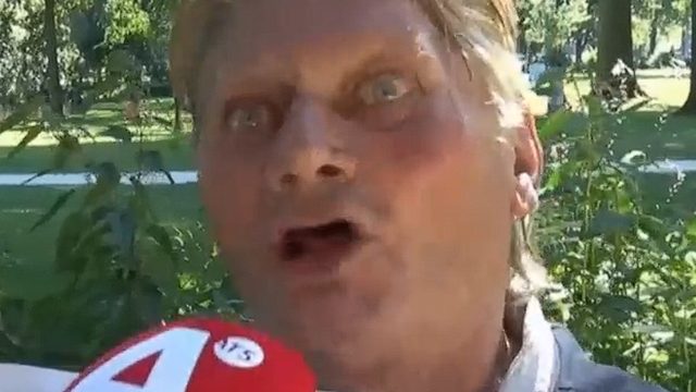Water? Wil je mij vergiftigen ofzo?!